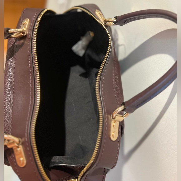 Coach Satchel - Picture 5 of 11